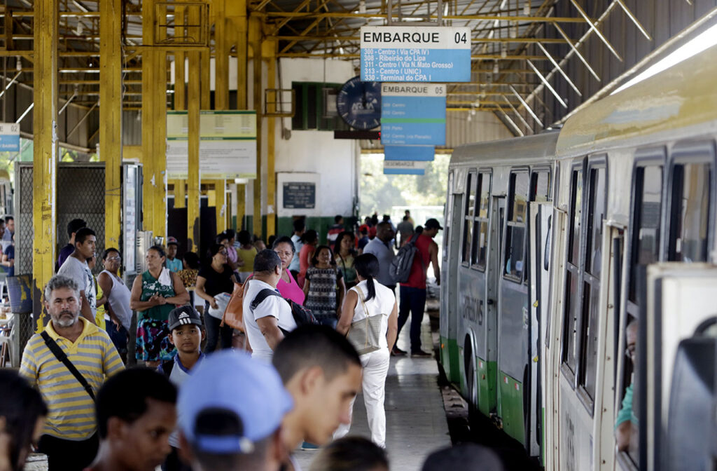 ônibus em cuiabá