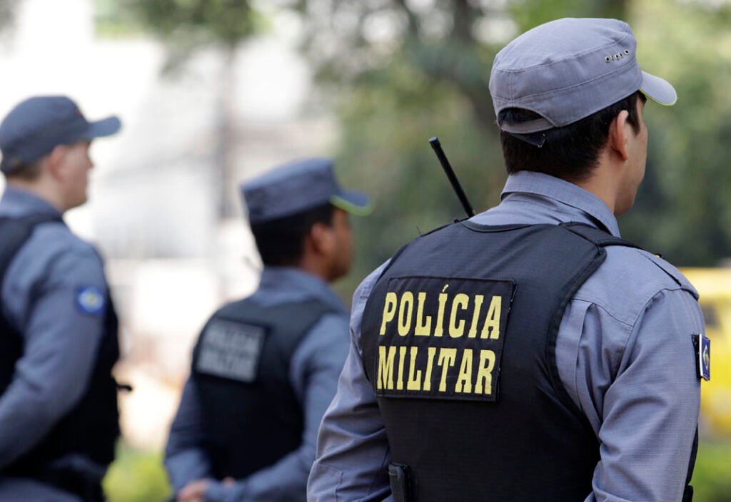 Suicídio de jovem é evitado policiais