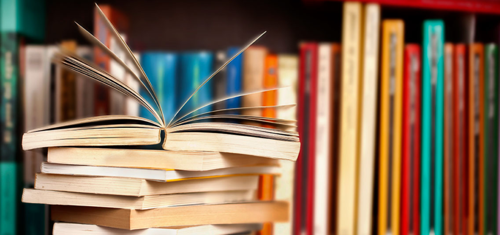 Livros expostos para venda