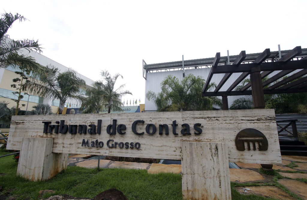 TCE sobre intervenção na Saúde de Cuiabá