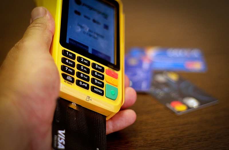 cartão de crédito pode não ser mais o vilão do endividamento