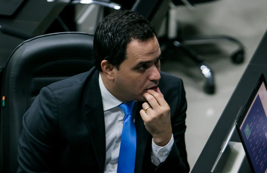 Diego Guimarães - MP leis inúteis