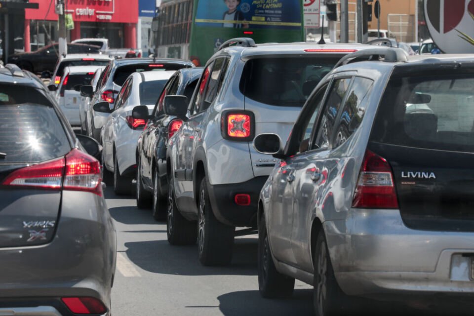 automóveis - carros - IPVA - licenciamento