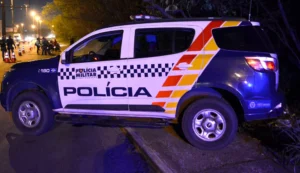 viatura PMMT, polícia militar - pai filho - moradora de rua