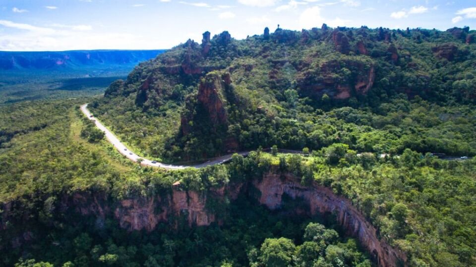 Portão do Inferno - estrada de Chapada