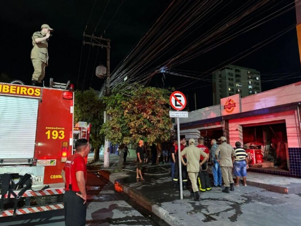 Rotisseria Frangots incêndio