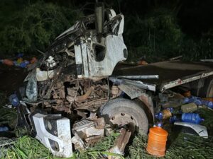 Acidente caminhão de água Serra de São Vicente (3)