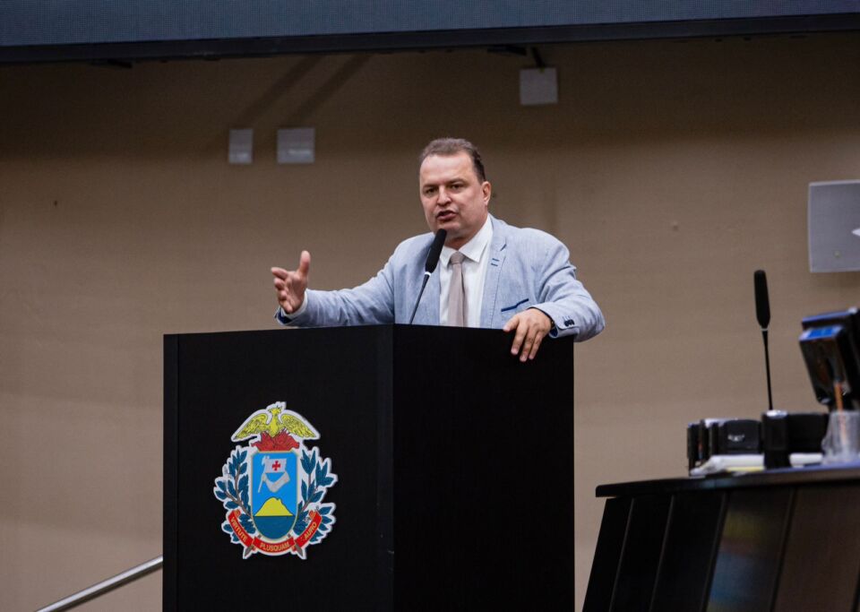 Max Russi - lei sobre corte de energia em casas com pacientes em home care