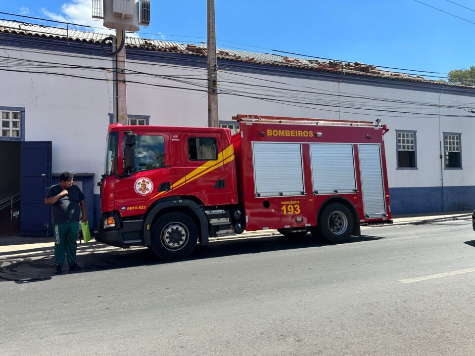 Incêndio Ganha Tempo (1)