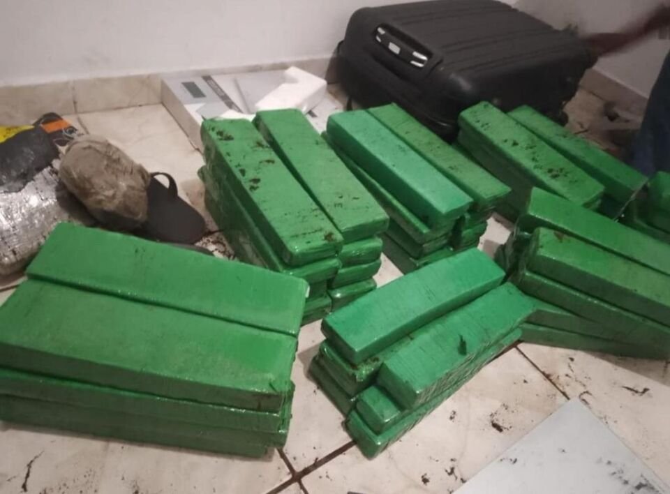 Operação - tráfico interestadual de drogas - carona com caminhoneiros