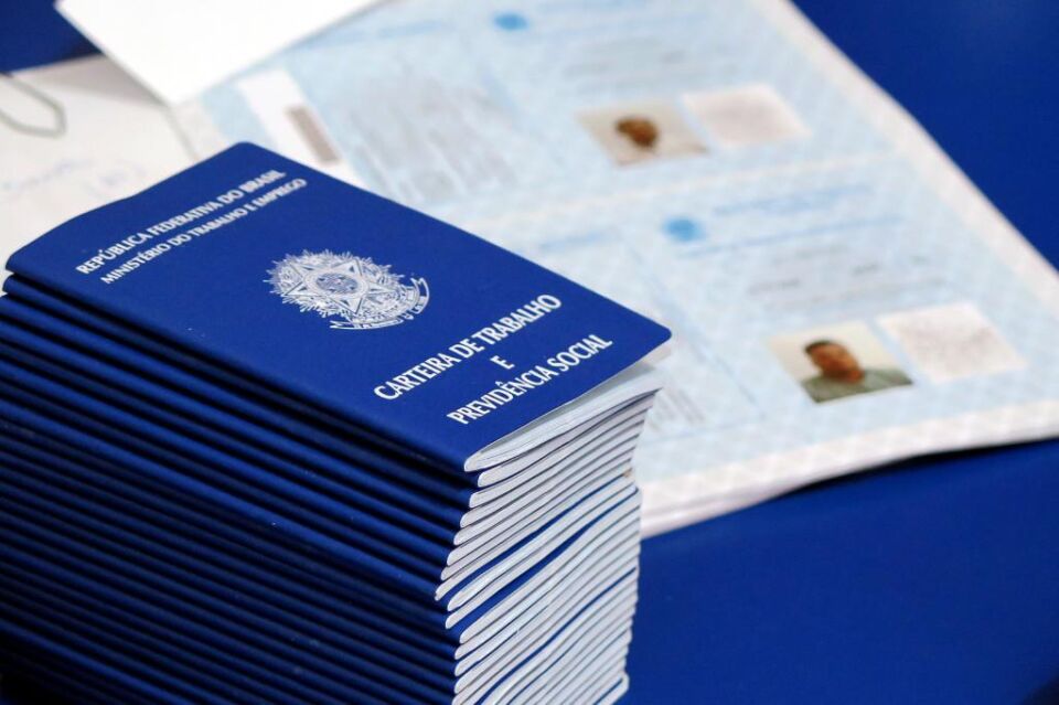 desemprego - emprego