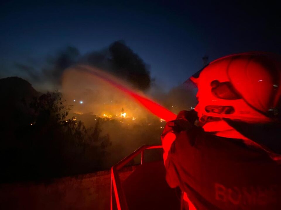 Incêndio em Ferro velho Tangará