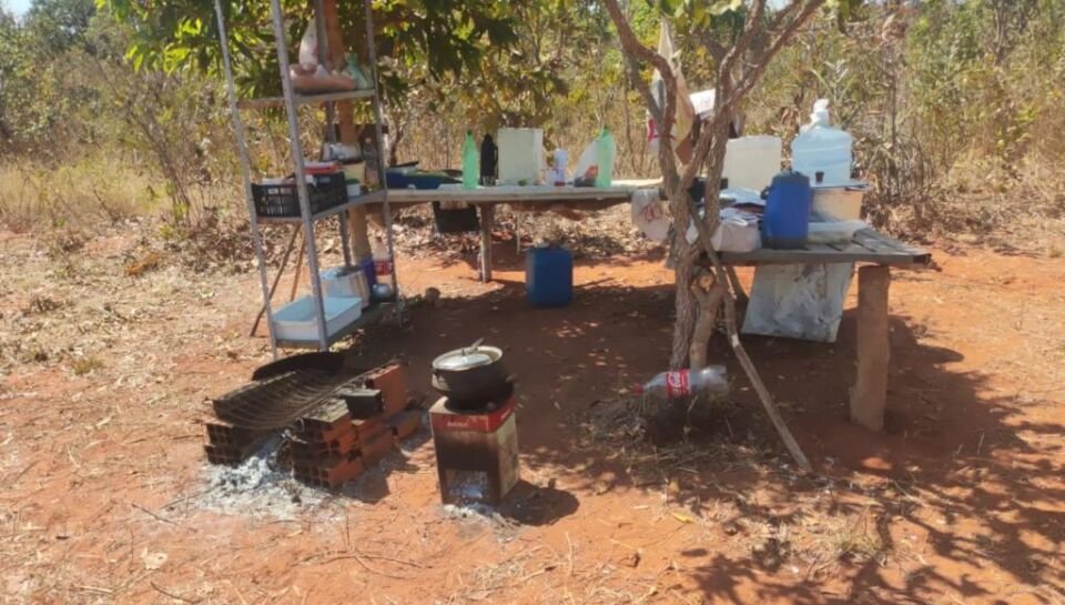 Invasão de terras