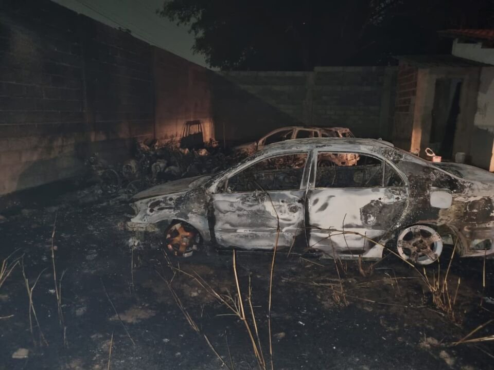 incêndio em delegacia (1)